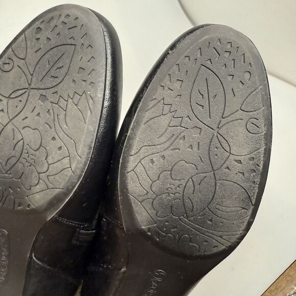 Baretraps Shera Bootie Women’s Size 8M Black Ankle Boots 1.5” Heel Comfort - Picture 11 of 16